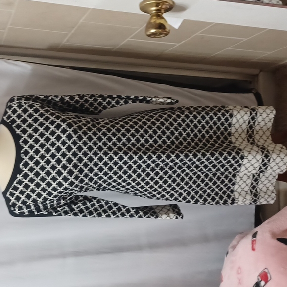 Charter Club Long Sleeved dress in a size small - Picture 2 of 8